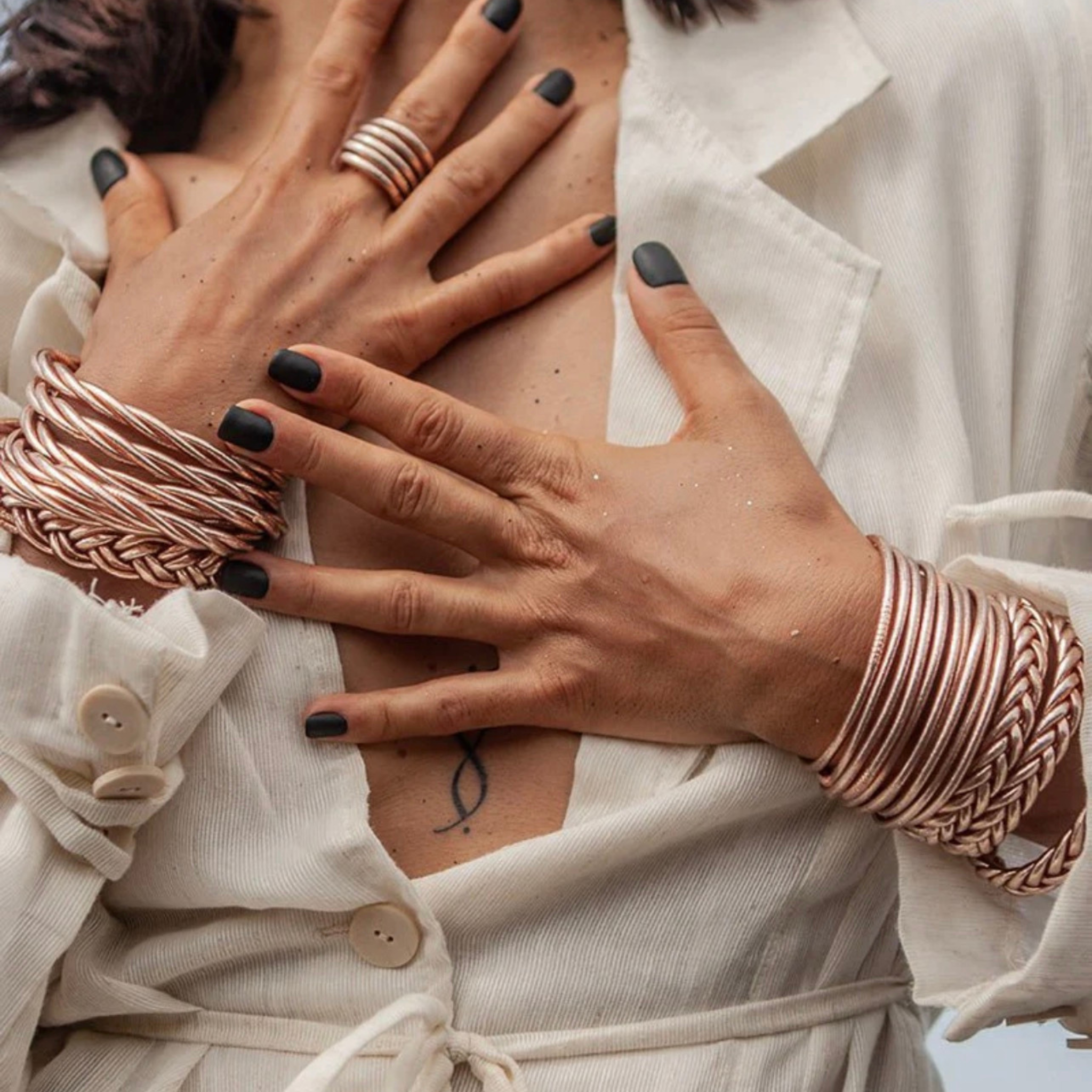 Layali doppelt-geflochtener Armreif Gold