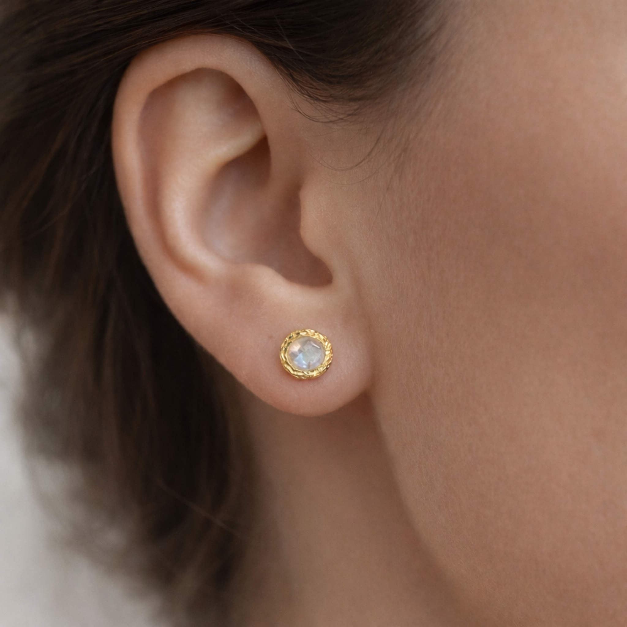 Noor Ohrstecker - Regenbogen Mondstein